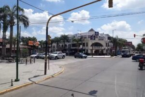 Almundo Remeros Plaza