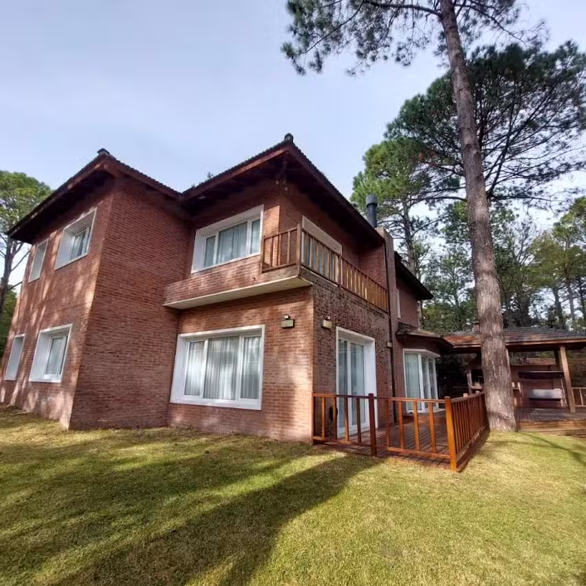 Alquiler Casa M Carilo