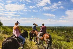 Altas Cumbres Cabalgatas