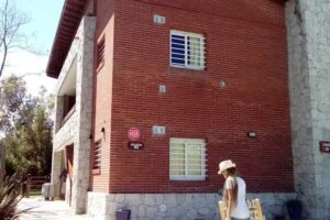 Amanecer en Valeria, Complejo de departamentos