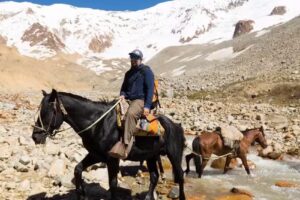 ANDES EXPEDICIONES Compañía de Guías de Montaña
