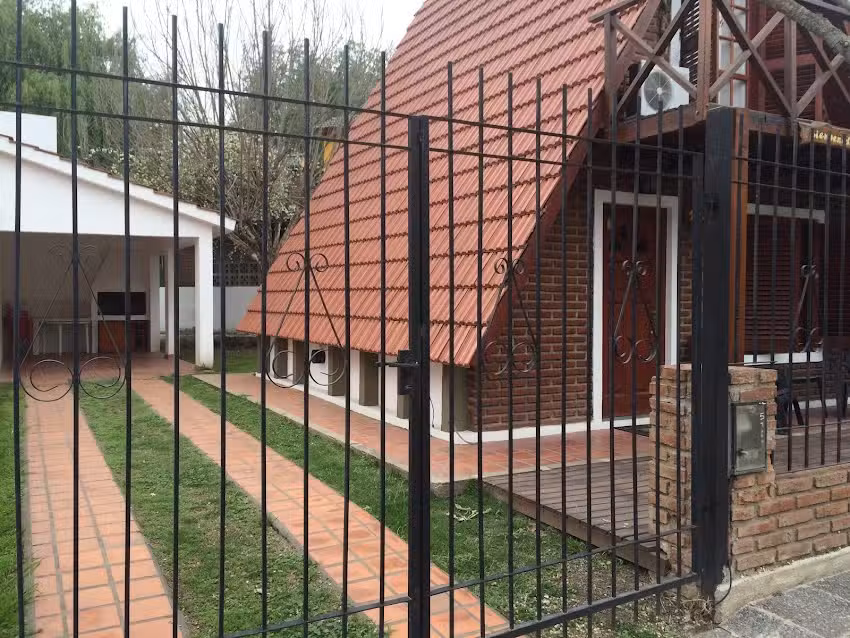 Cabañas Cantares del río