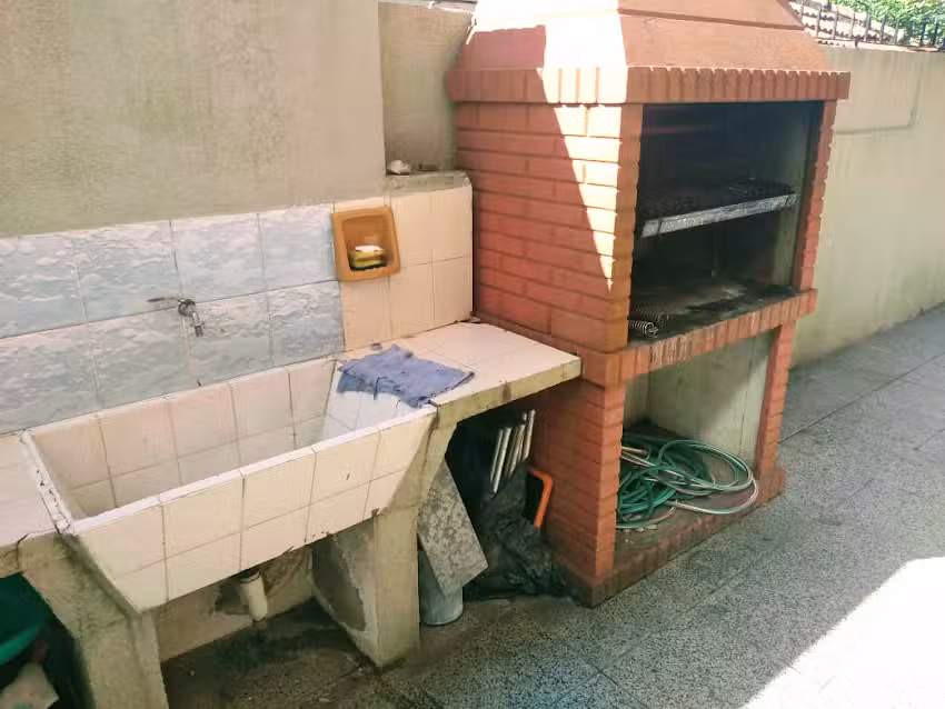 Cálido Departamento de 2 ambientes con parrilla y cochera en Punta Mogotes