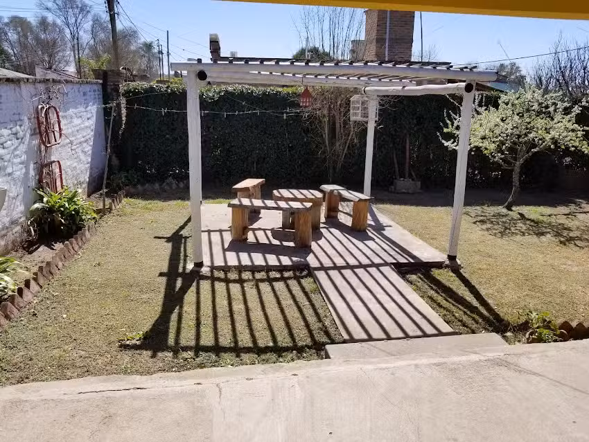 Casas y Departamentos «Los Nonos Albino y Annita»