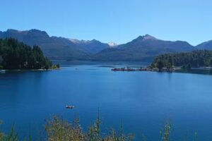 CAU CAU – Isla Victoria y Bosque de Arrayanes