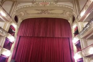 Centro de Información Turística Peatonal San Martín