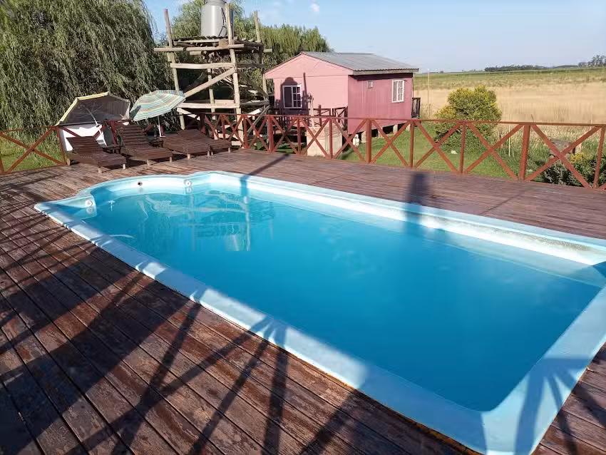 COMPLEJO ERNESTINA CAMPING-CABAÑAS