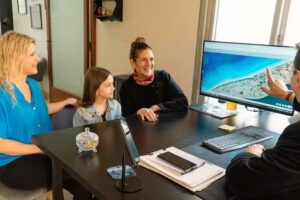 Cum Laude – Viajes & Consultoría