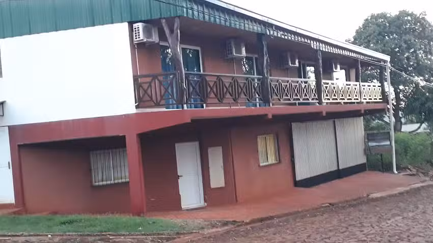 Eco de las Cataratas