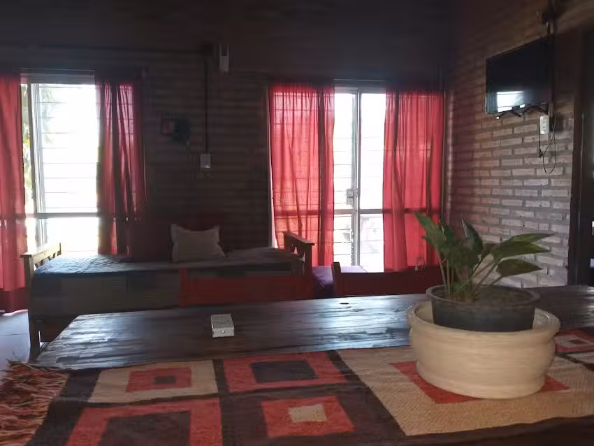 El Lugar – Alquiler Cabañas Paso de la Patria