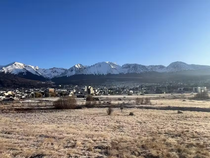 Escritório Administrativo – Brasileiros em Ushuaia