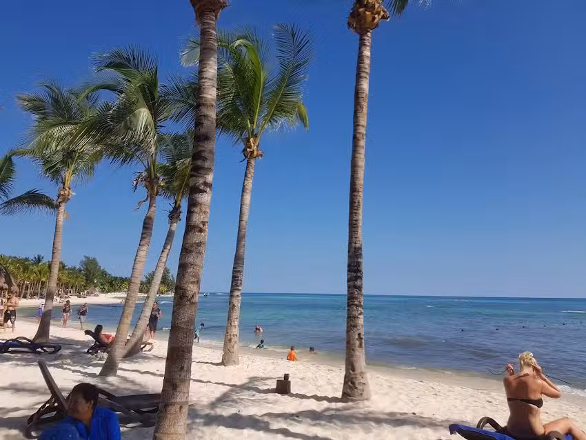 Impulso Travel/ GRUPO IMPULSO SRL