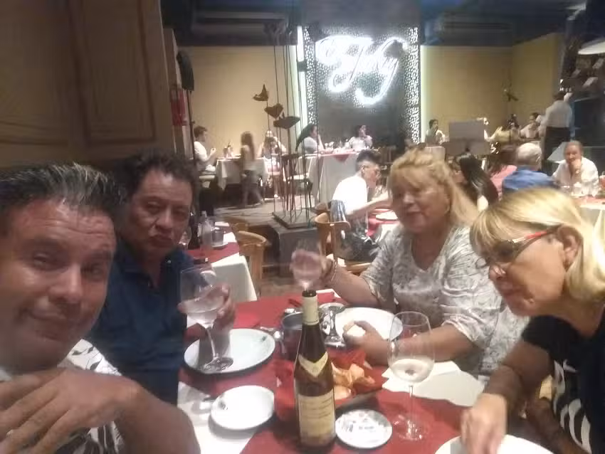 Las Acacias Victoria