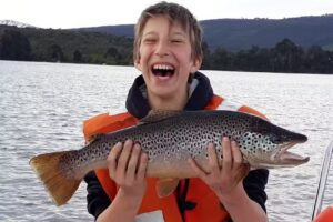 Los Pehuenes Turismo EVT