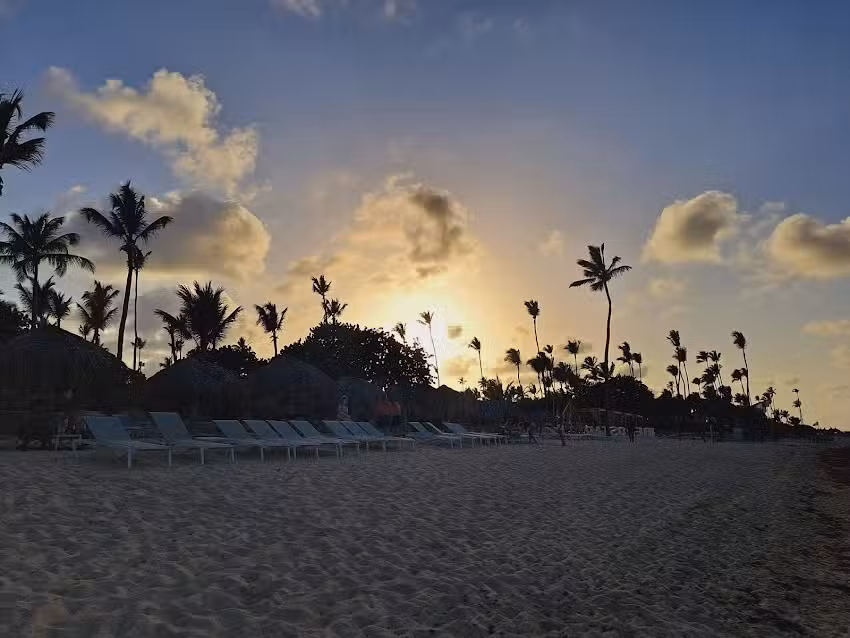 MOJÓN Viajes y Turismo