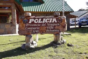 Oficina De Información Turística, Villa Pehuenia