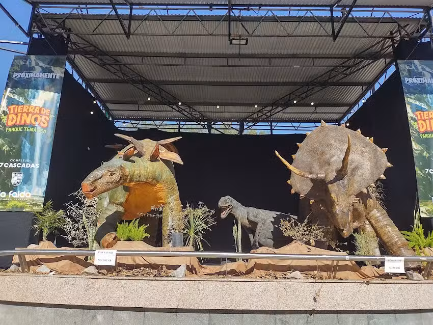 Oficina de Turismo de la Falda