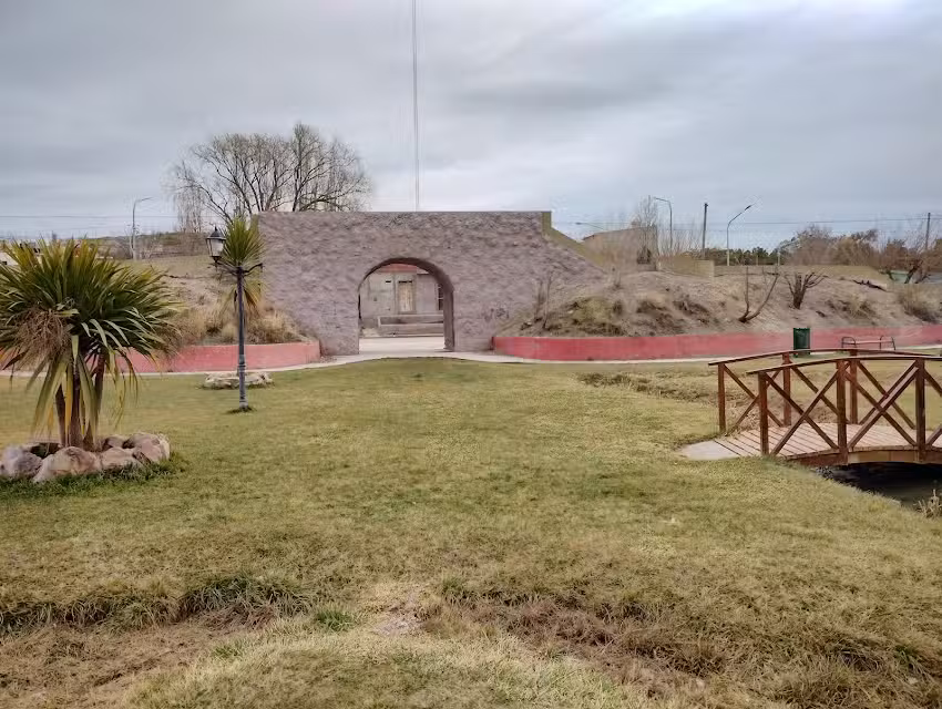 Oficina de Turismo Dolavon