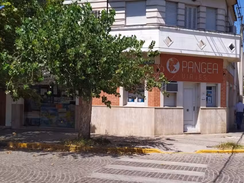Pangea Viajes