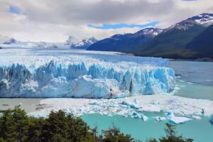 Perito Moreno Kayak Experience – MilOutdoor