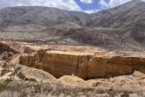 Salir del Cráter, Excursiones, Mina La Mejicana, Cañón del Ocre, Laguna Brava