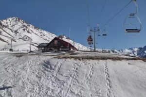 SARVAL TRAVEL cba (Turismo Multidestino)….. + PURA NIEVE (alquiler de ropa, esqui y snowboard)…. /// Grupo SNOWFLAS SRL