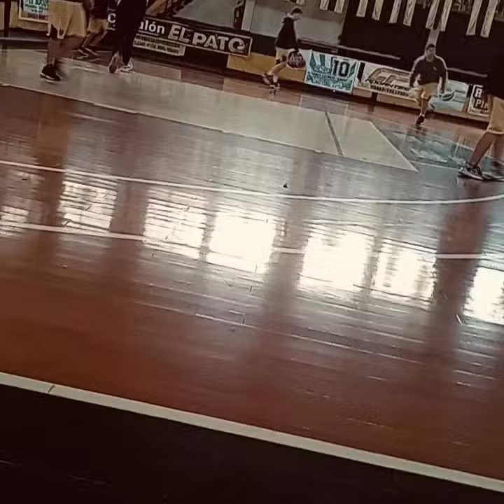 Terminal de ómnibus de Elortondo.