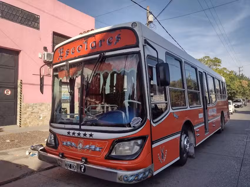 TRANSPORTE ESCOLAR CG BUSES