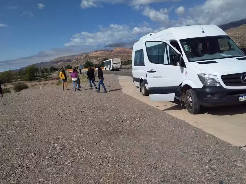 Transporte LEANDRO Viajes y Turismo