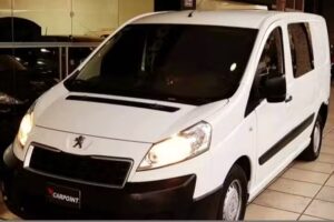 Traslados y Viajes en Van Esteban