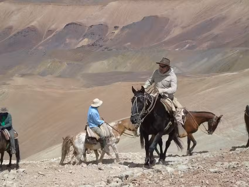 «Trekking Travel Expediciones» Cruce de Los Andes