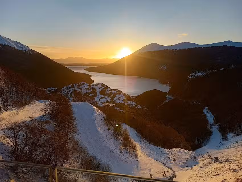 USHUAIA XPLOR OFF ROAD