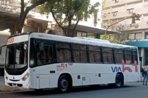 Via 51 VIAJES S.A – Servicio de transporte de personas – Combi y colectivos – BAHIA BLANCA Y LA ZONA